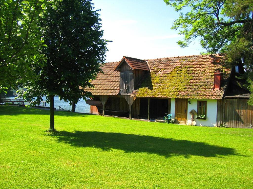 Ferienwohnungen Huber Weyregg Exterior photo